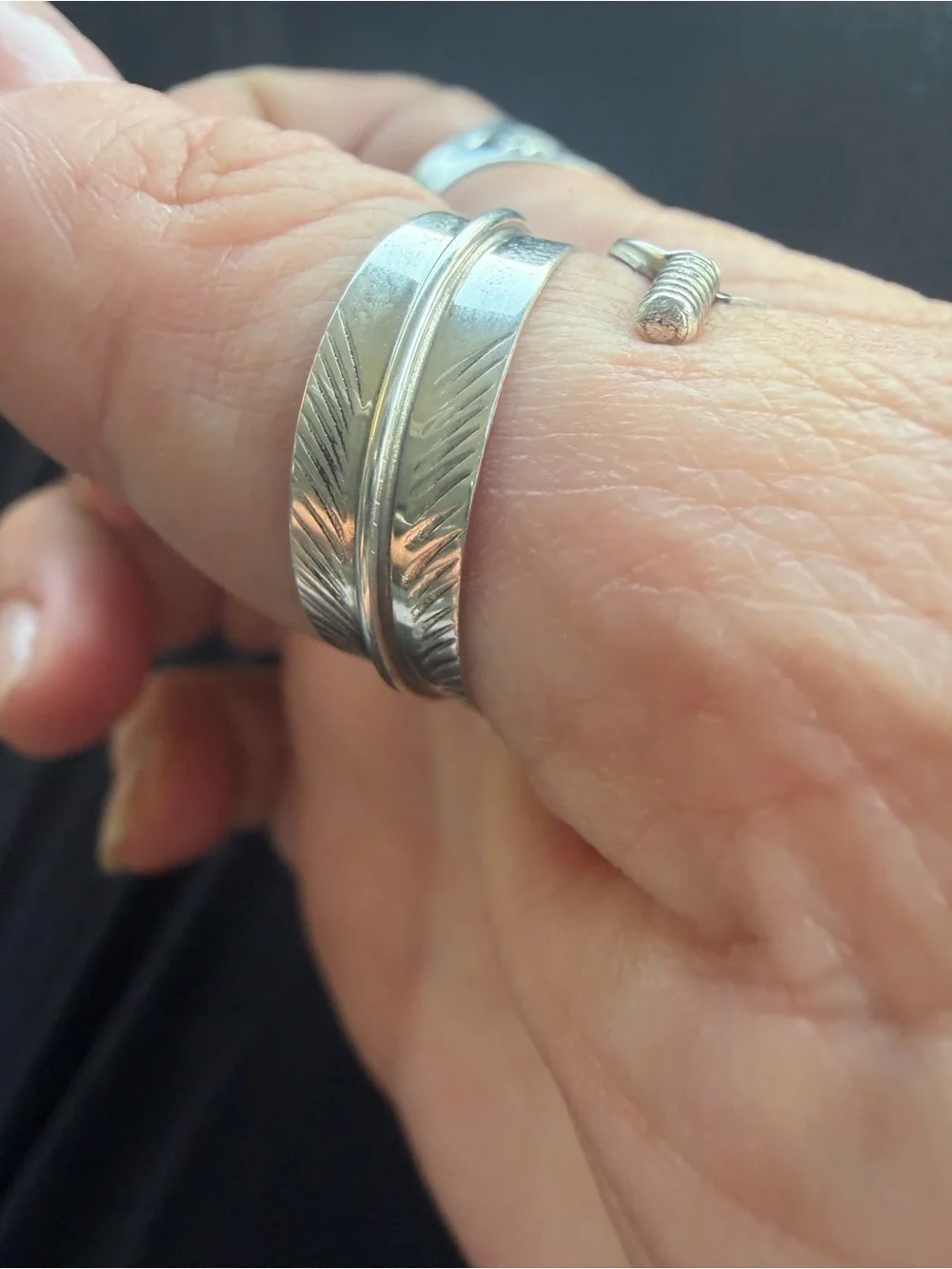 Navajo handmade Sterling Silver Feather Wrap Ring - Silver